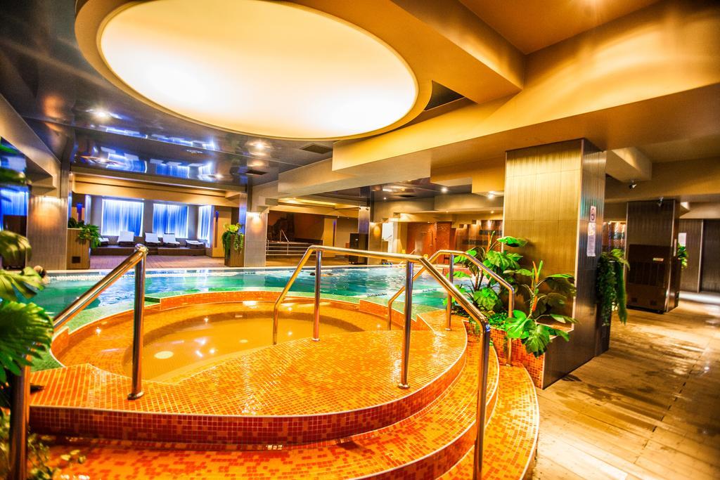 Rin Grand Hotel 4*