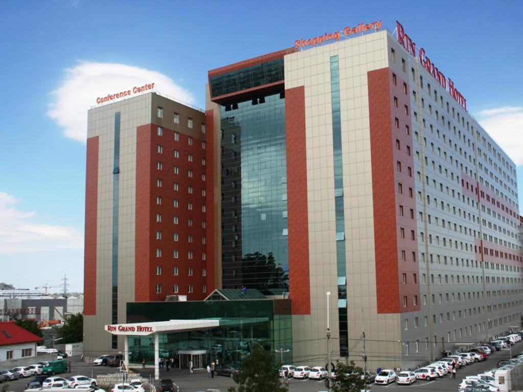 Hotel Rin Grand Bucarest