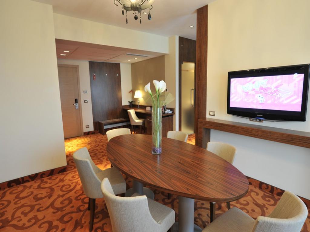 Hotel Rin Grand 4*